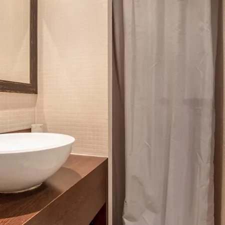 Appartamento Typical And Cosy Flat At The Heart Of Marais In - Welkeys